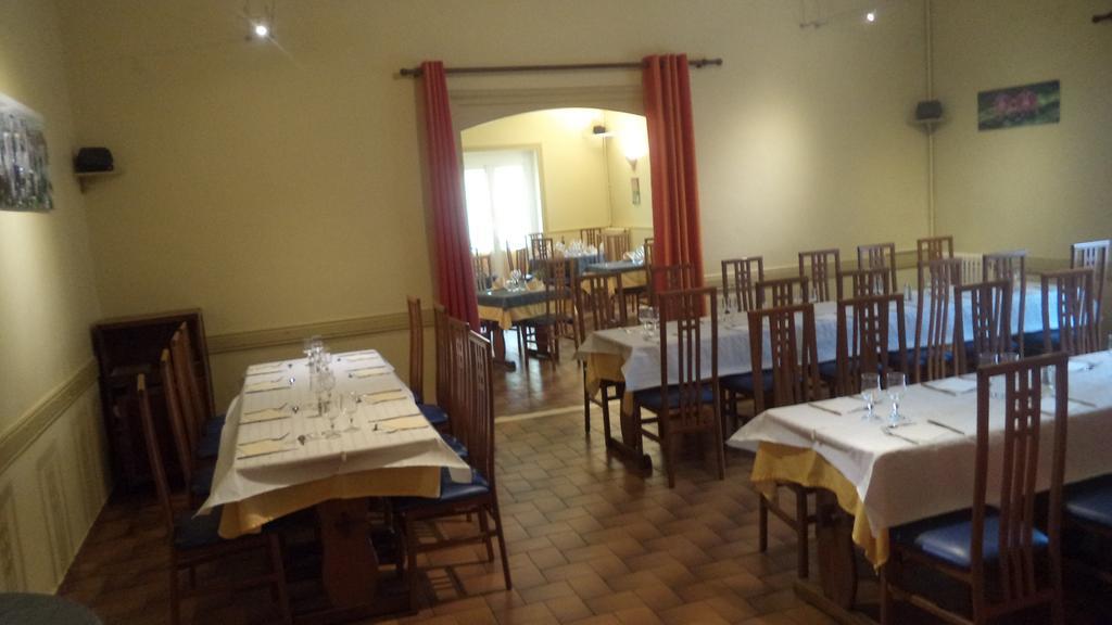 Logis Hotel Des Voyageurs Restaurant La Bonne Tabl'Hay Ливрон-сюр-Дром Экстерьер фото
