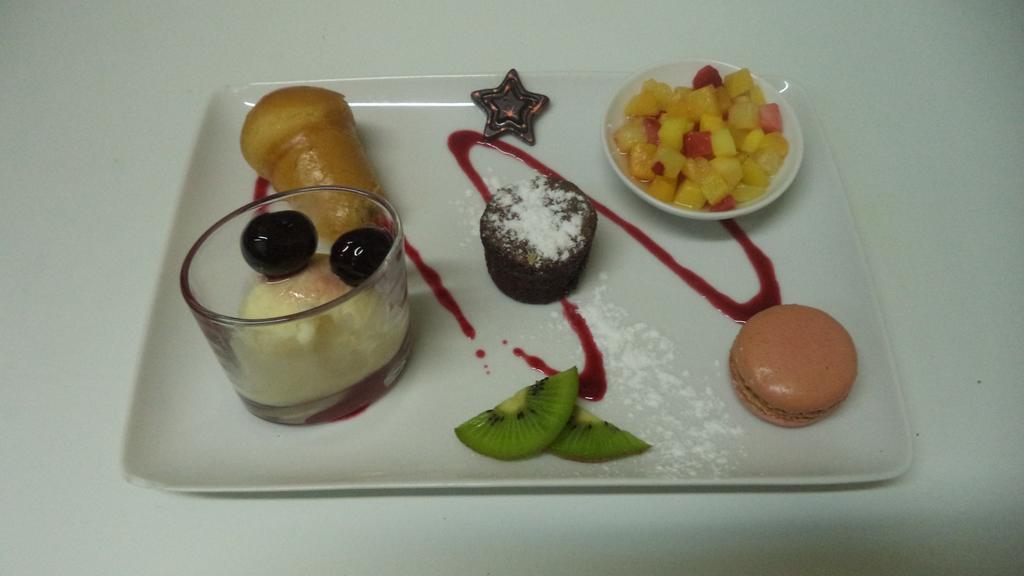 Logis Hotel Des Voyageurs Restaurant La Bonne Tabl'Hay Ливрон-сюр-Дром Экстерьер фото
