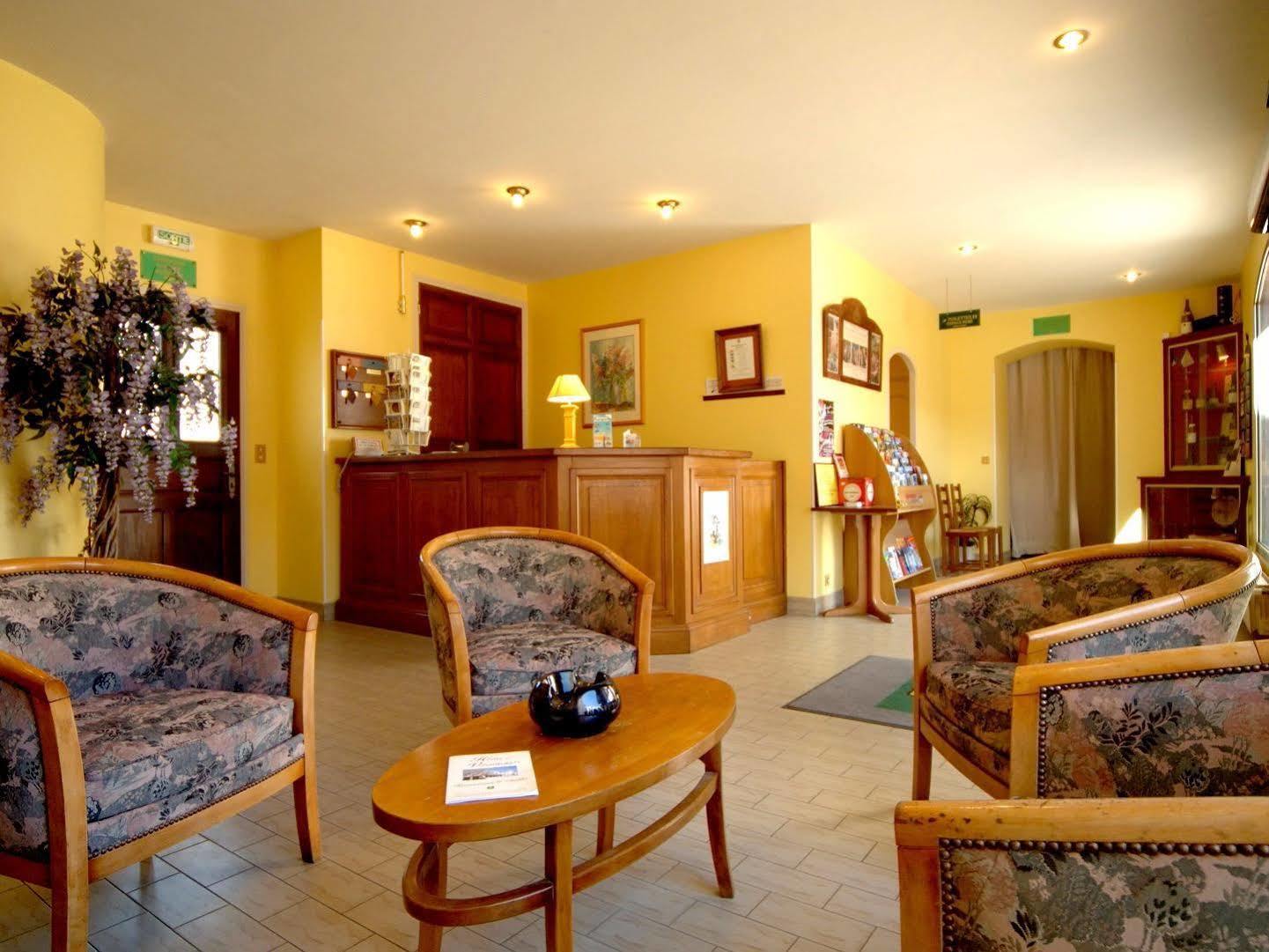 Logis Hotel Des Voyageurs Restaurant La Bonne Tabl'Hay Ливрон-сюр-Дром Экстерьер фото